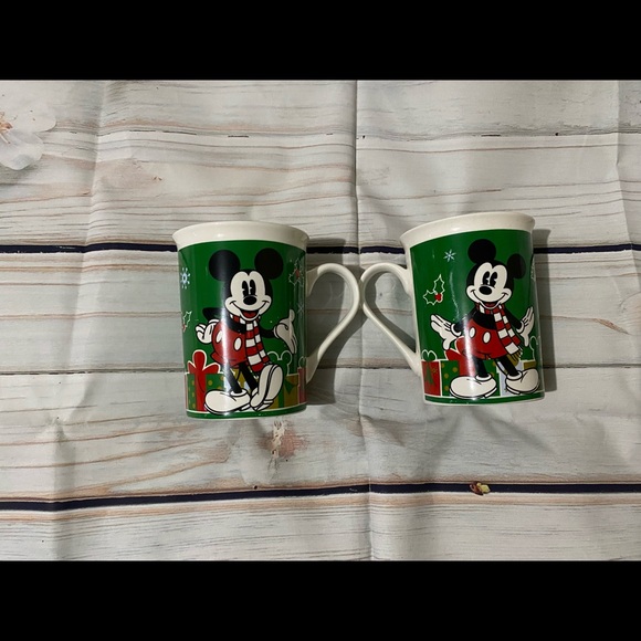 Disney Mickey Mouse Christmas Mugs - Picture 2 of 7